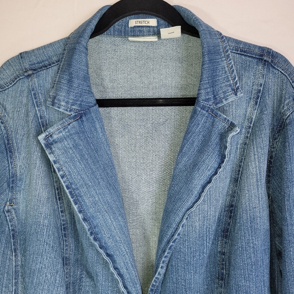 St. John's Bay Blue Denim Jacket - Picture 7 of 9